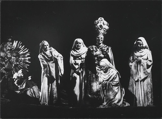 „Diabły z Loudun” Krzysztof Penderecki 08-06-1975